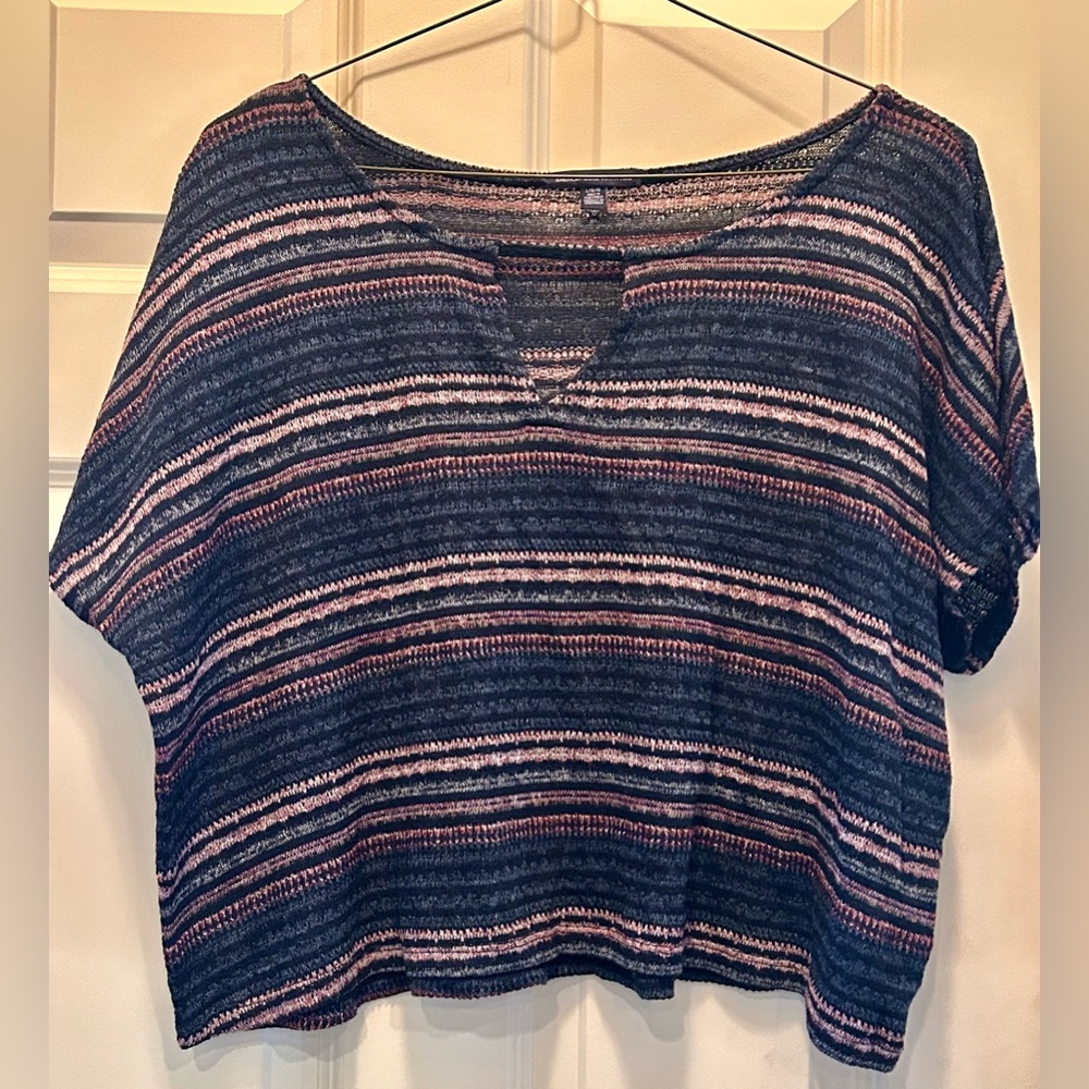 American Eagle Outfitters Cropped Keyhole Sweater Top Size Large